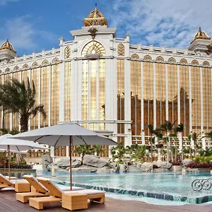 ***** Hotel Galaxy Cina